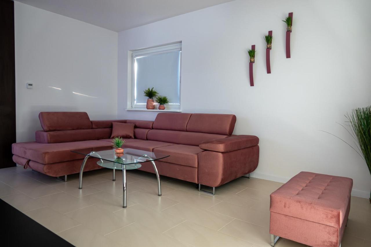 Nowy Apartament Z Duzym Tarasem I Parkingiem Świnoujście Exterior foto